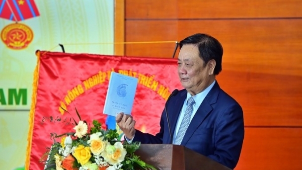 Minister Le Minh Hoan: NAFI family jointly 'enriches' for 100 million people